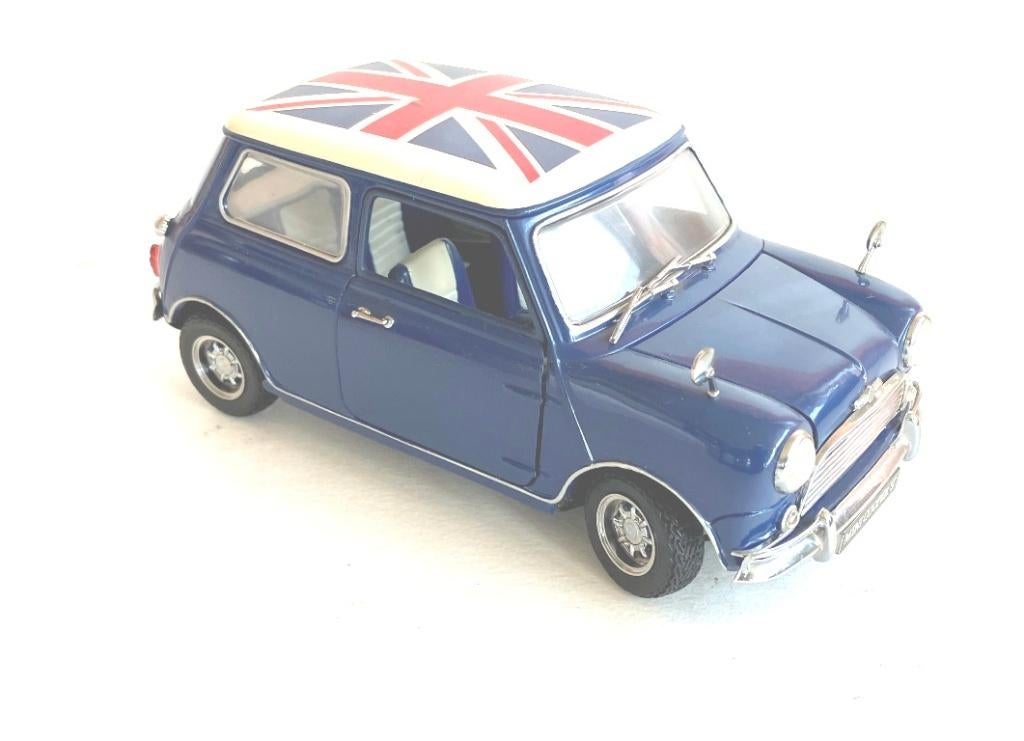 Mini Cooper 1275S Union Jack Kyosho 1:18., Hobby en Vrije tijd, Modelauto's | 1:18, Zo goed als nieuw, Auto, Kyosho, Ophalen of Verzenden