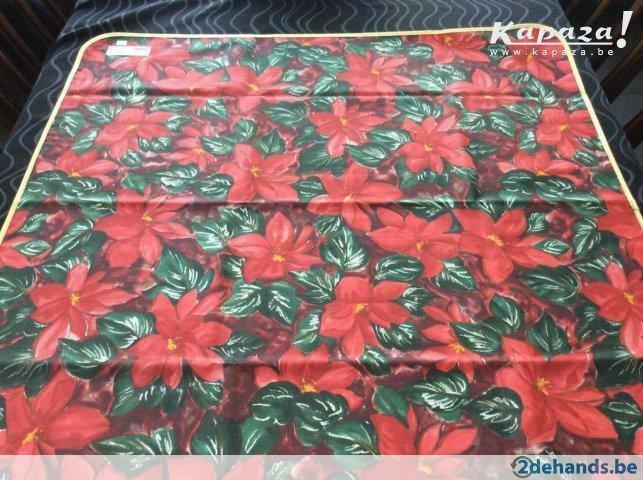 Nieuw rood tafelkleed, Huis en Inrichting, Keuken | Textiel, Ophalen of Verzenden, Nieuw