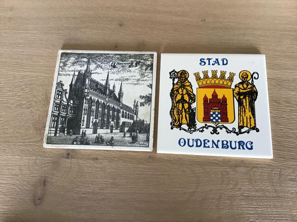 Tegel i.fallience m.tekening v.stadhuis v.Brugge.e.OUDENBURG, Enlèvement ou Envoi