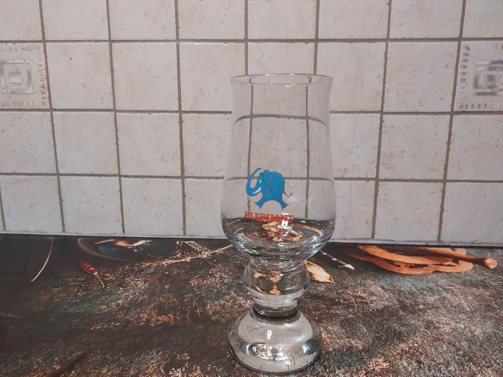 Verre à bière ancien éléphant Carlsberg, Collections, Enlèvement ou Envoi, Comme neuf, Verre à bière