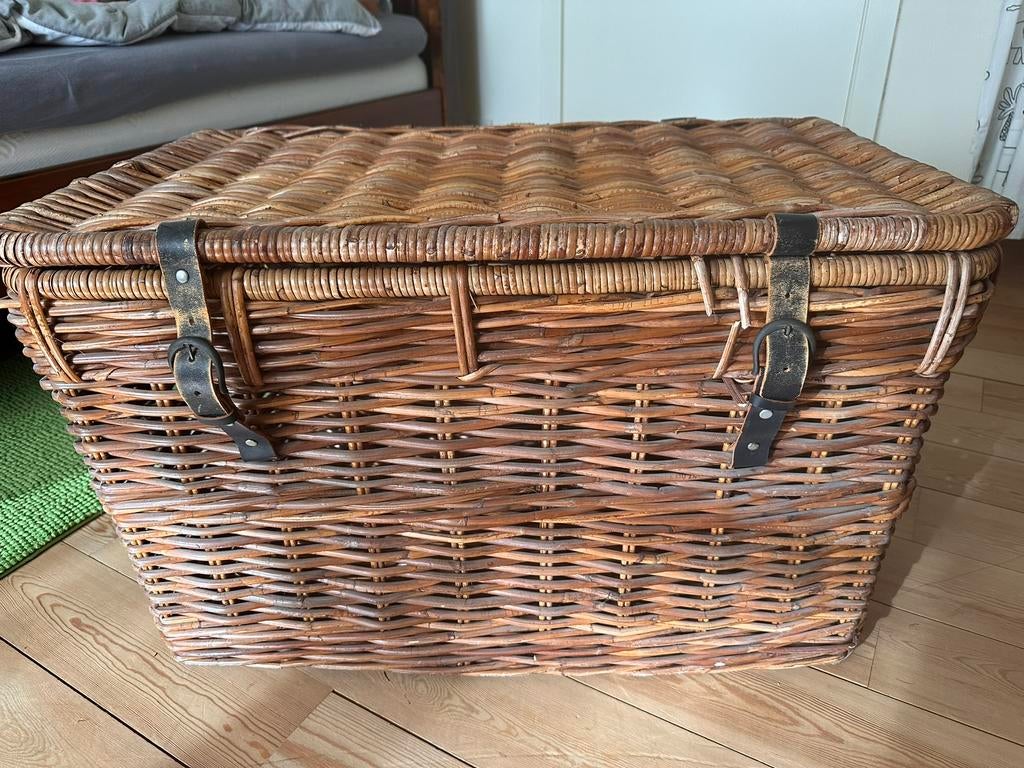 Rieten opbergmand met deksel, Huis en Inrichting, Ophalen, Gebruikt, Mand, Riet