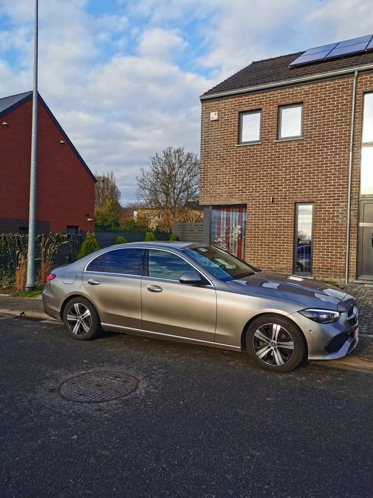 Mercedes-Benz Classe C 180 Essence/Électrique – 30.000 km –, Autos, Cuir, Achat, 5 portes, Automatique