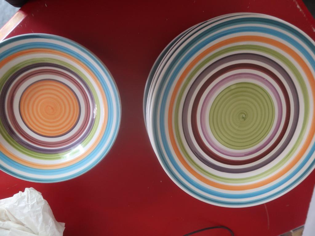 assiettes colorées, Maison & Meubles, Cuisine | Vaisselle, Utilisé, Assiettes(s), Autres styles, Enlèvement ou Envoi