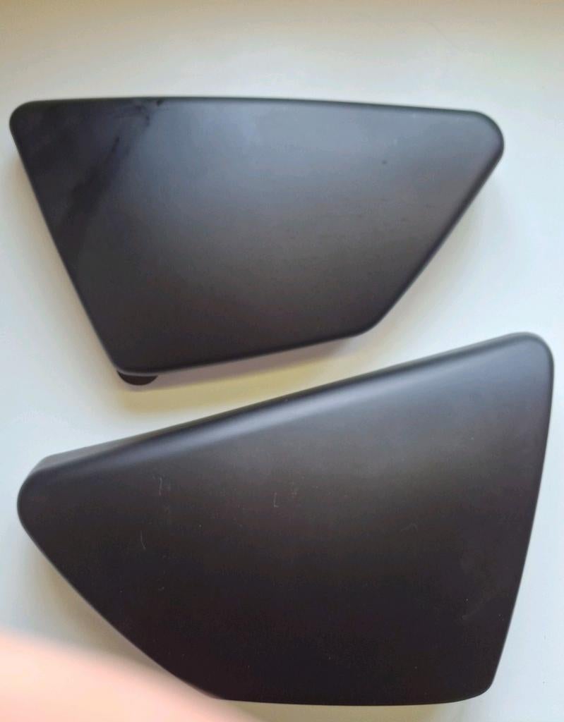 Suzuki GN250 Side Panels, Ophalen of Verzenden