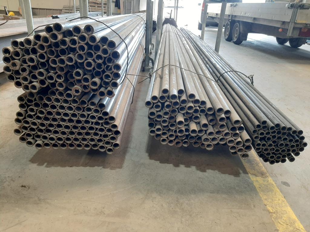 Stalen buizen 17 - 27 - 34 - 42 - 48 mm - wanddikte 3 mm, Ophalen, Metalen constructie buizen, Zo goed als nieuw, Geen idee