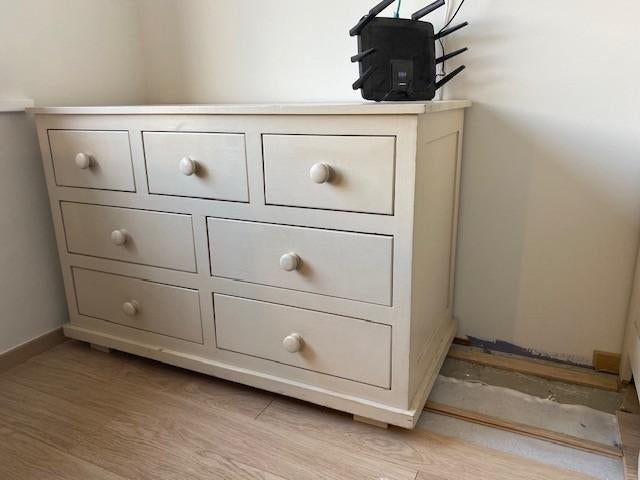 Commode Childwood - vol hout, Kinderen en Baby's, Gebruikt, 50 tot 70 cm, 100 cm of meer, Voetruimte