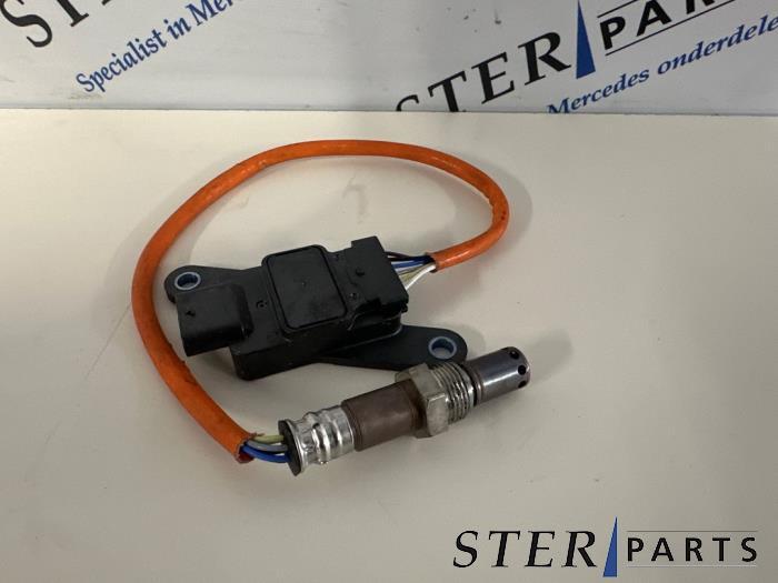 Nox sensor van een Mercedes Sprinter, Ophalen of Verzenden, 3 maanden garantie, Gebruikt, Mercedes-Benz
