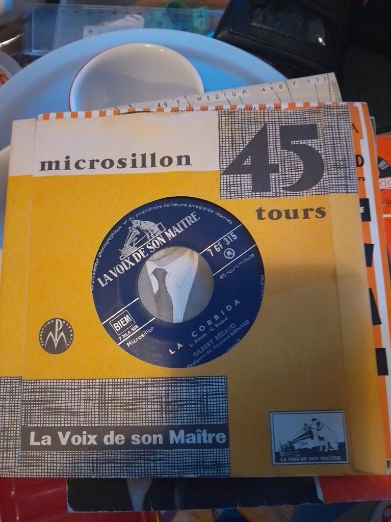 Disque vinyle.. Gilbert Bécaud., Ophalen