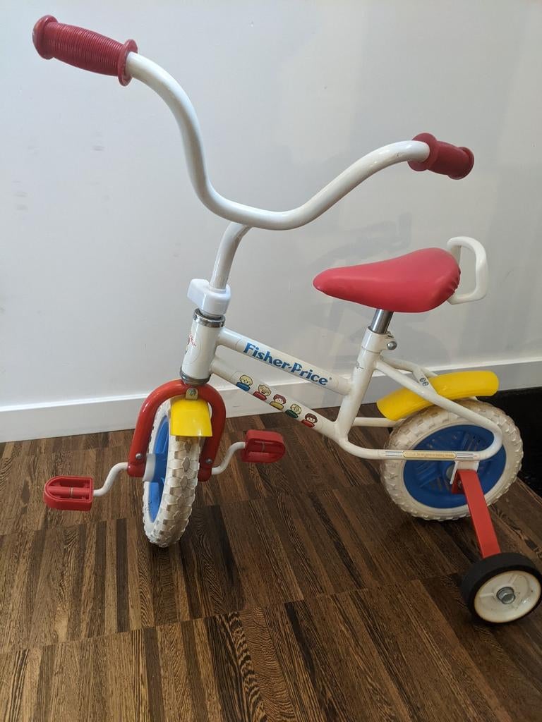 Fisher price kinderfiets retro met zijwieltjes - goede staat, Fietsen en Brommers, Ophalen