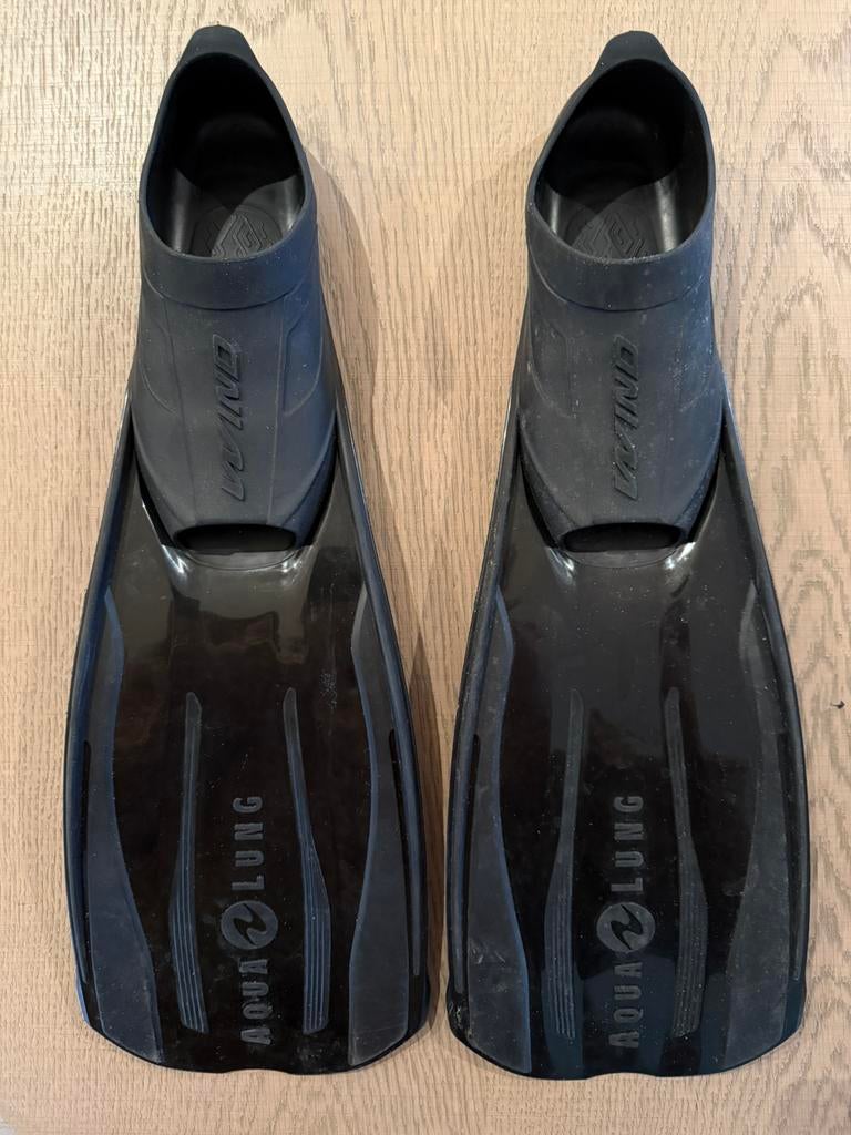 Zwemvliezen aqua lung wing maat 31-33, Watersport en Boten, Duiken, Ophalen of Verzenden, Gebruikt