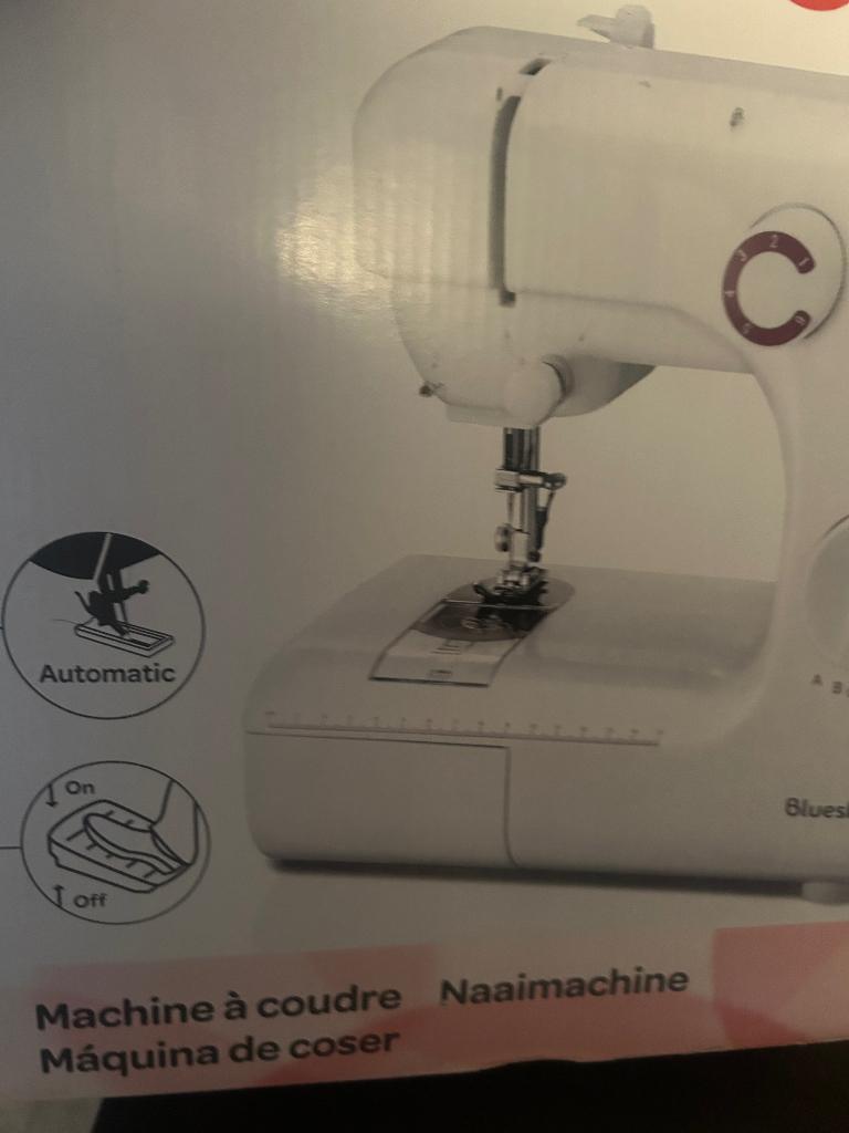 Nieuw stik naaimachine bluesky, Ophalen, Nieuw, Naaimachine, Overige merken