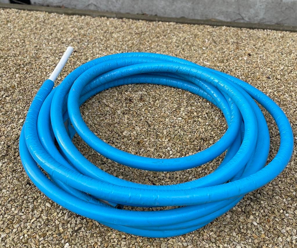 GIACOMINI meerlagenbuis, isolatie blauw, Doe-het-zelf en Bouw, Ophalen, Zo goed als nieuw