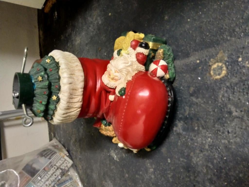 Voet voor kerstboom, Ophalen