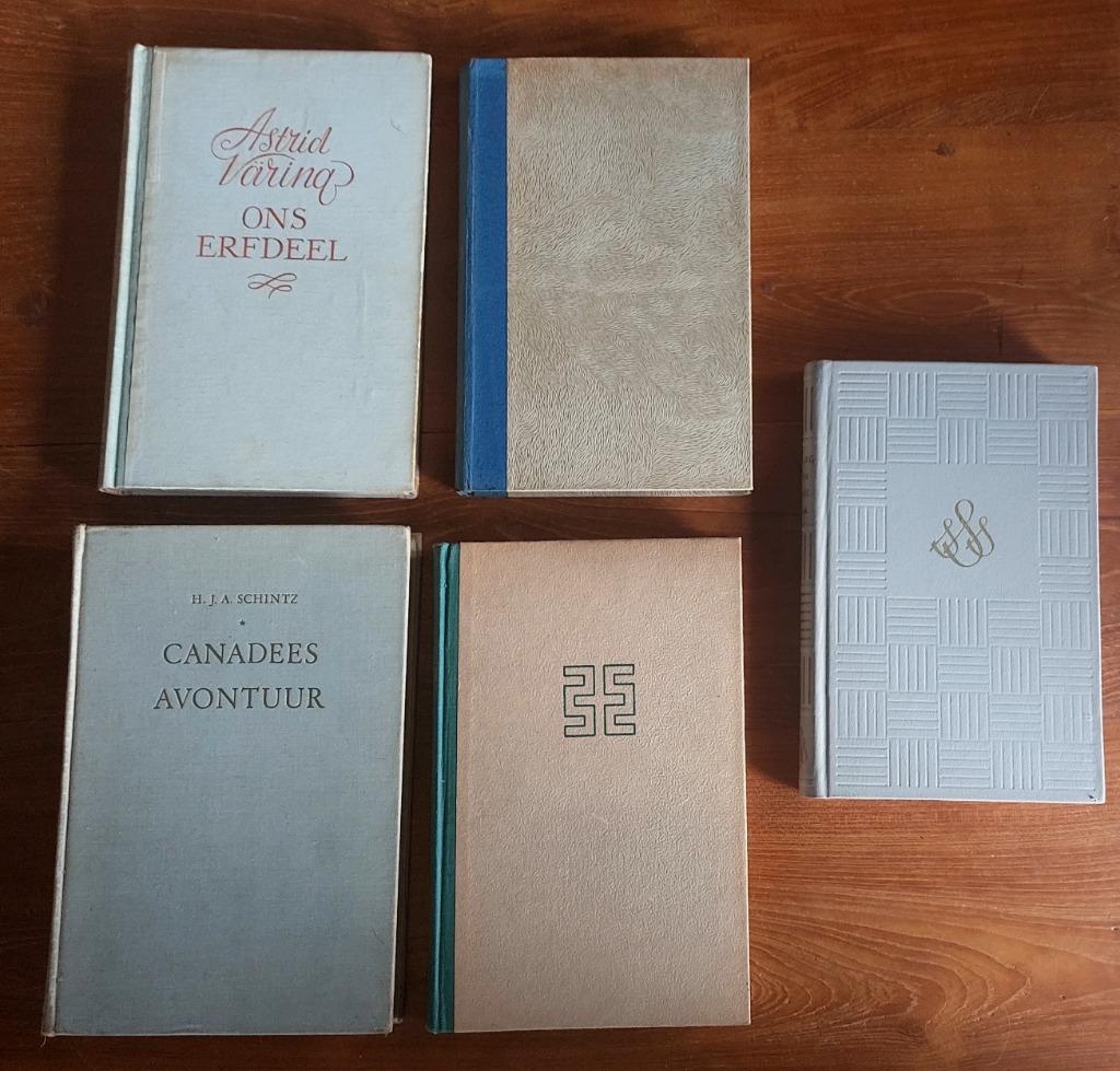 Boek - Oude romans 2, Ophalen of Verzenden, Gelezen