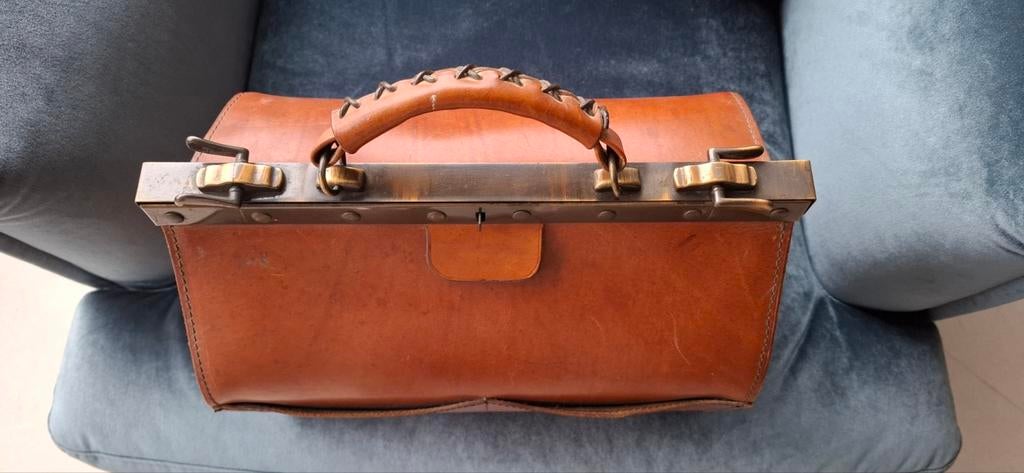 Dokterstas leder cognac kleur, Handtassen en Accessoires, Ophalen