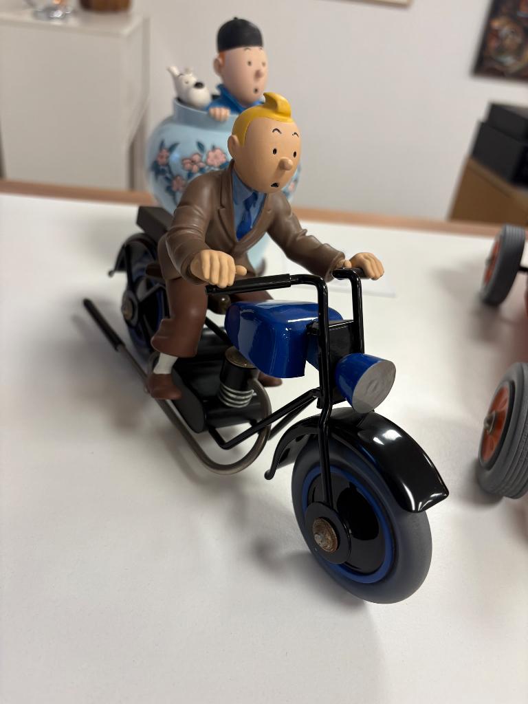 Kuifje moto Aroutcheff, Verzamelen, Ophalen of Verzenden, Kuifje, Zo goed als nieuw, Beeldje of Figuurtje
