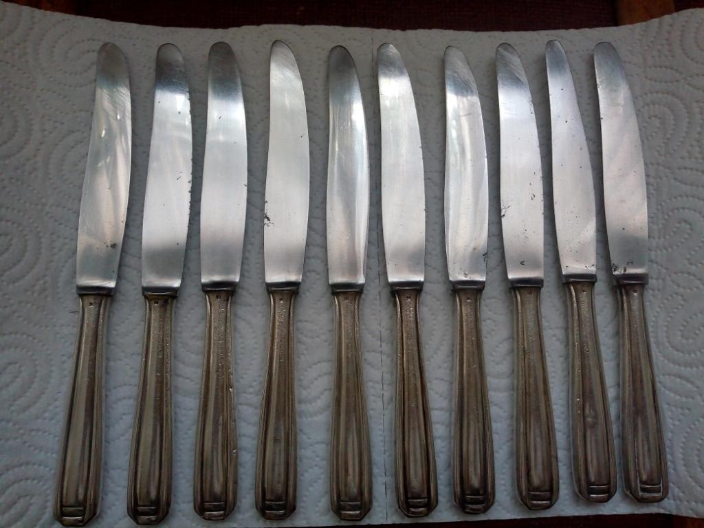 COUTEAUX EN METAL ARGENTE, Enlèvement