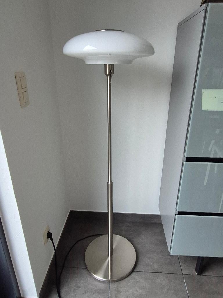 LED-staanlamp, Ophalen, 100 tot 150 cm, Zo goed als nieuw, Glas