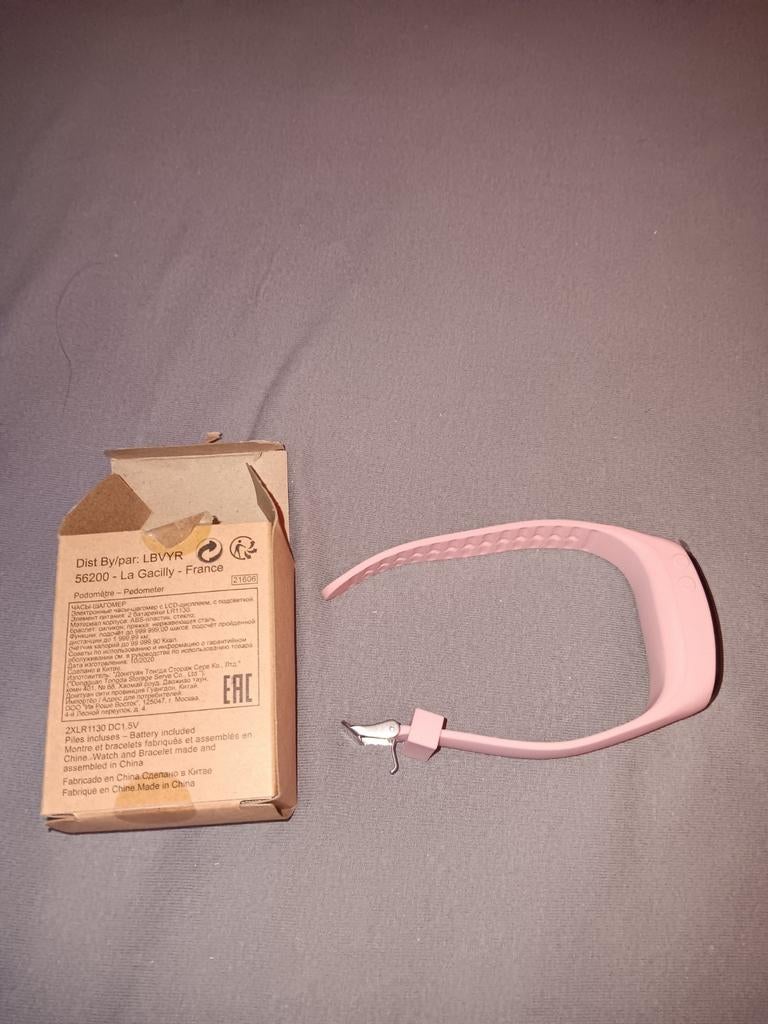Roze stappenteller, Sport en Fitness, Ophalen of Verzenden, Zo goed als nieuw, Overige merken, Waterdicht