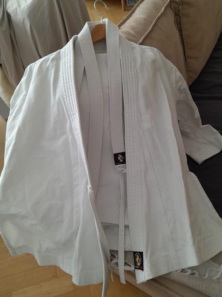 Kimono de karaté complet “Ippon” Budo-Fight 100 % coton (370, Enlèvement, Neuf, Karaté, Vêtements d'arts martiaux