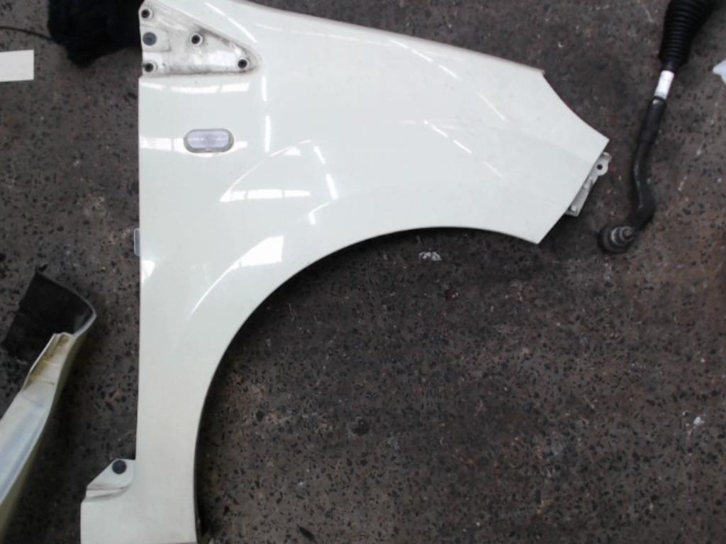 Aile avant droit Renault Twingo 2 2007-2011 LP/14569, Enlèvement, Utilisé, Avant, Renault
