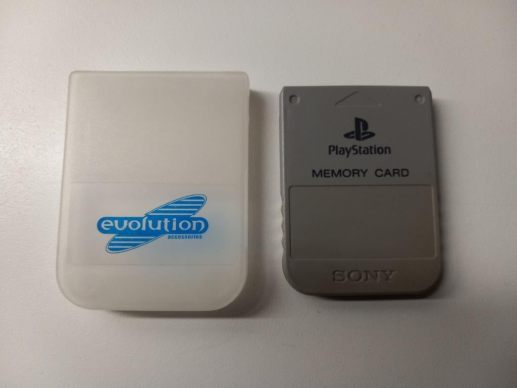 Memory card playstation 1, Games en Spelcomputers, Ophalen, Zo goed als nieuw