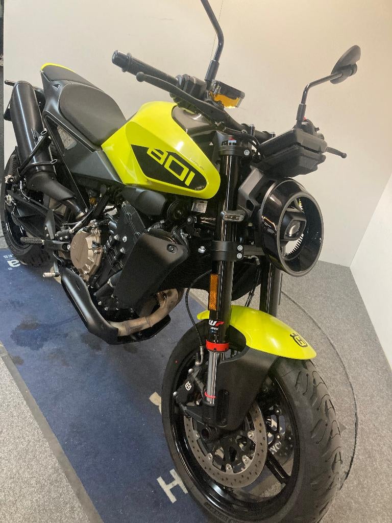 Husqvarna 801 Vitpilen MY'25 réf. LS 3234, Motos, Permis Moto A, Entreprise, Plus de 35 kW, 2 cylindres
