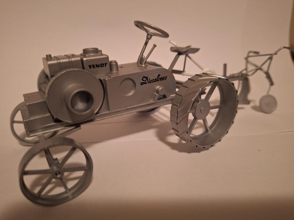 Fendt dieselross, Enlèvement