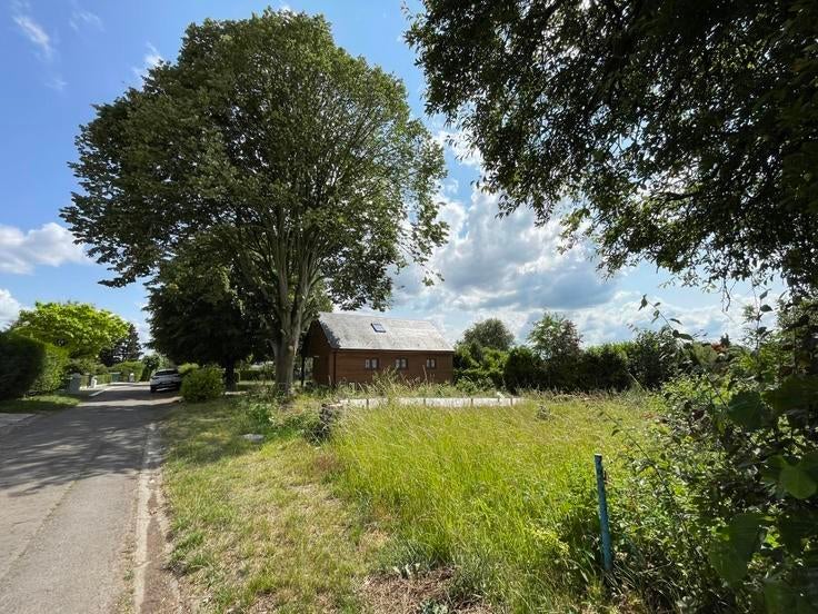 TERRAIN A VENDRE A FROIDCHAPELLE