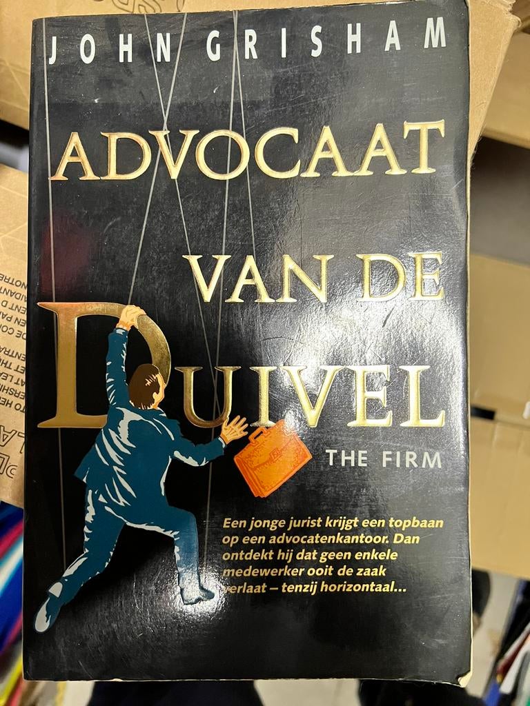 Advocaat van de duivel - John Grisham, Ophalen of Verzenden, Zo goed als nieuw