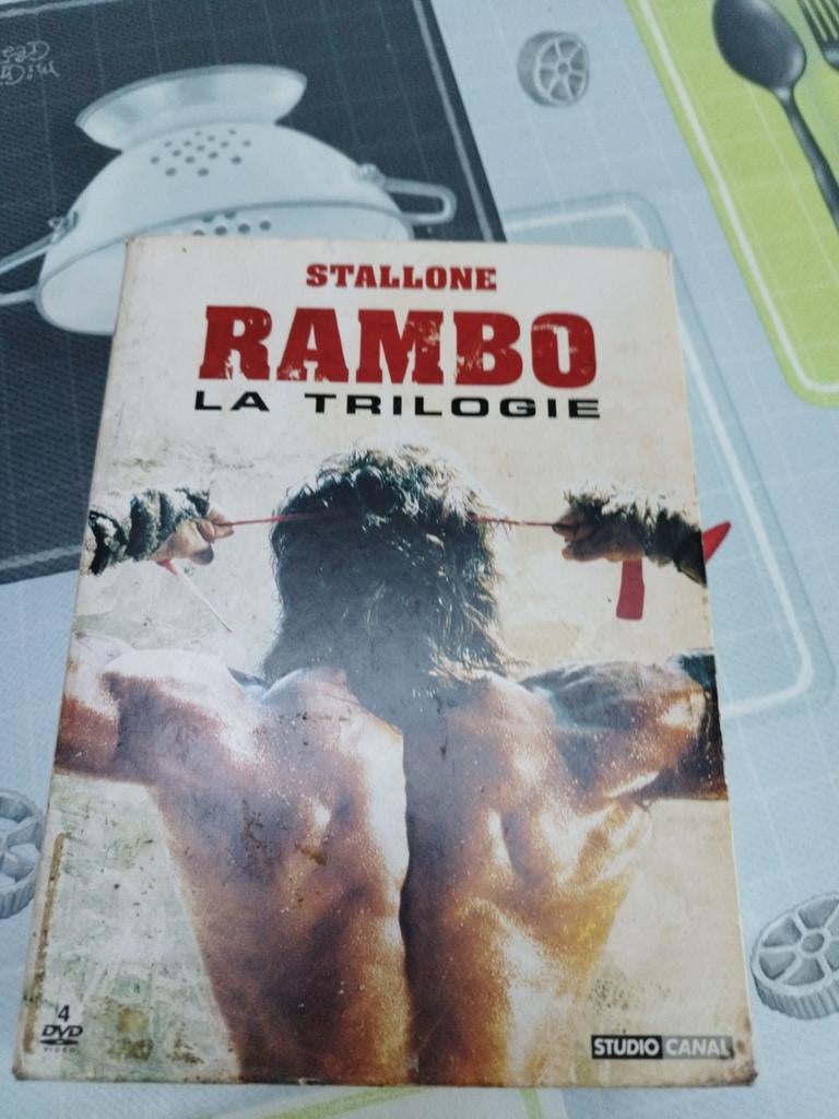 A vendre 2 dvd, Zo goed als nieuw, Actiethriller