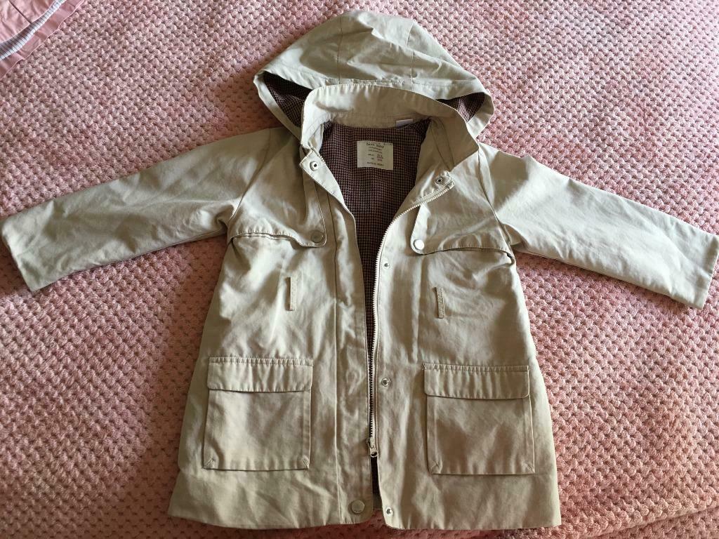 Manteau beige Zara fille t.104, Enfants & Bébés, Enlèvement ou Envoi, Utilisé, Fille, Manteau