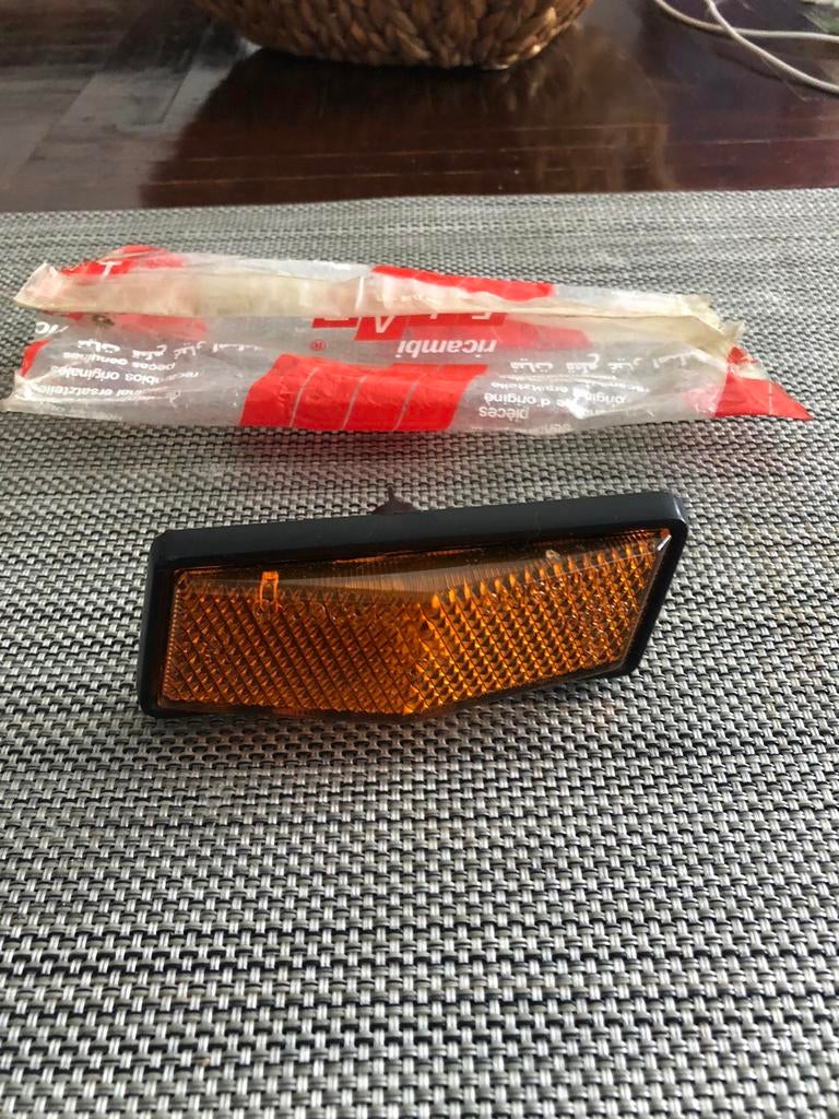 feu clignotant latéral fiat 128 131 132, Autos : Pièces & Accessoires, Neuf, Fiat