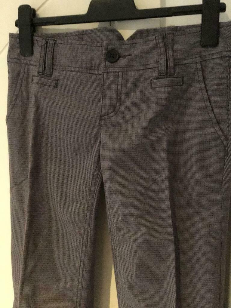 Broek grijs, nieuw, Kleding | Dames, Ophalen of Verzenden, Nieuw, Maat 42/44 (L), Grijs