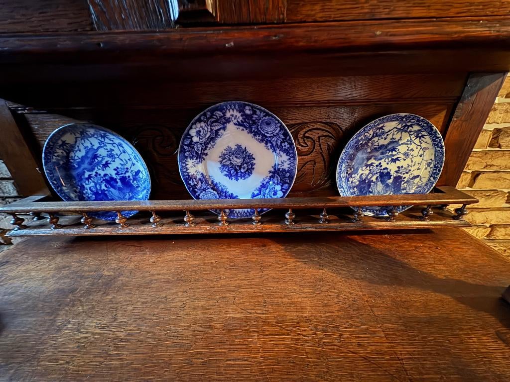 Borden delfts blauw en chinees blauw, Enlèvement