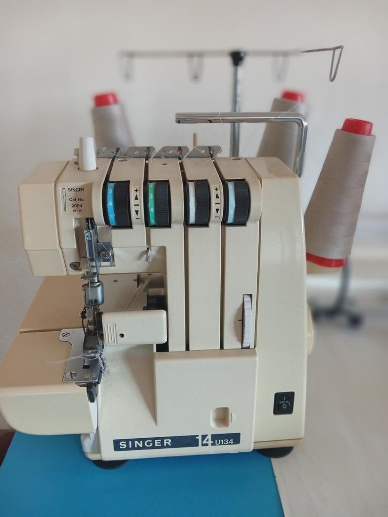 Overlock, Ophalen, Singer