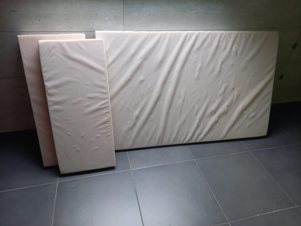 Logeermatras, Ophalen of Verzenden, Zo goed als nieuw, Matras