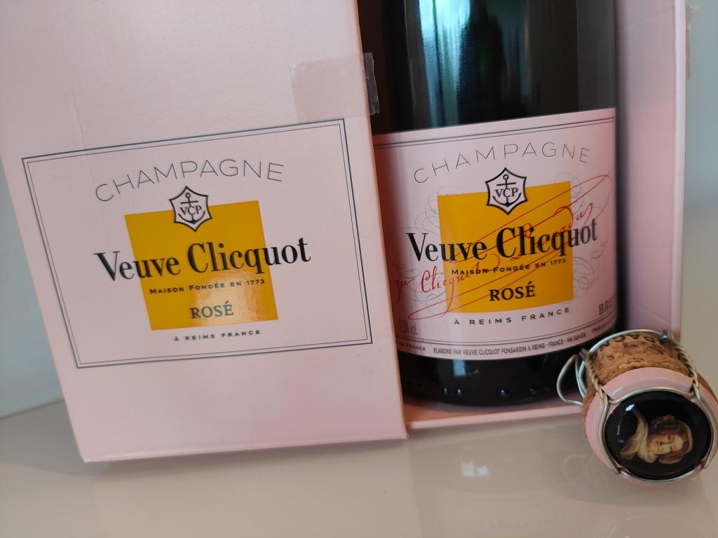Veuve Clicquot Rosé, Geschenkverpakking, Capsule, lege fles, Ophalen of Verzenden, Gebruikt, Verpakking