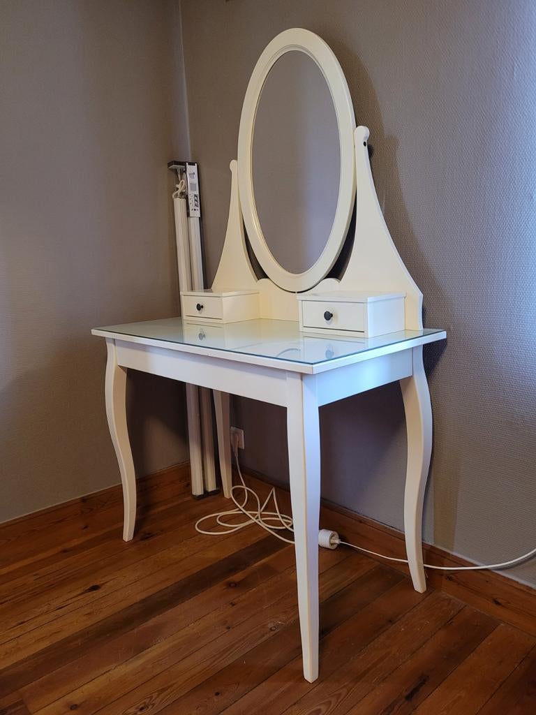 Table de maquillage Ikea, Enlèvement
