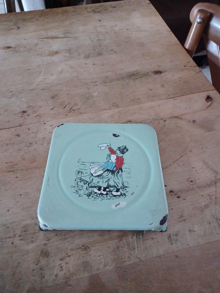 Geëmailleerde onderzetter, Antiek en Kunst, Ophalen of Verzenden