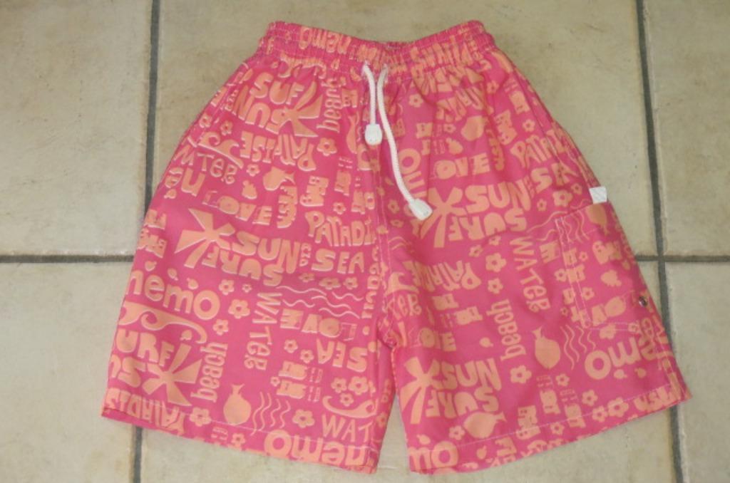 Een strandshort, maat 134, Ophalen of Verzenden, Zo goed als nieuw, Meisje, Sport- of Zwemkleding