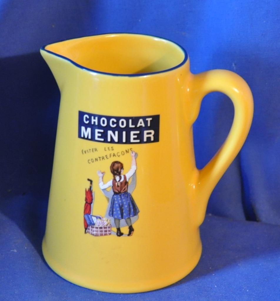 pichet en faience chocolat menier france, Antiek en Kunst, Antiek | Keramiek en Aardewerk, Ophalen of Verzenden