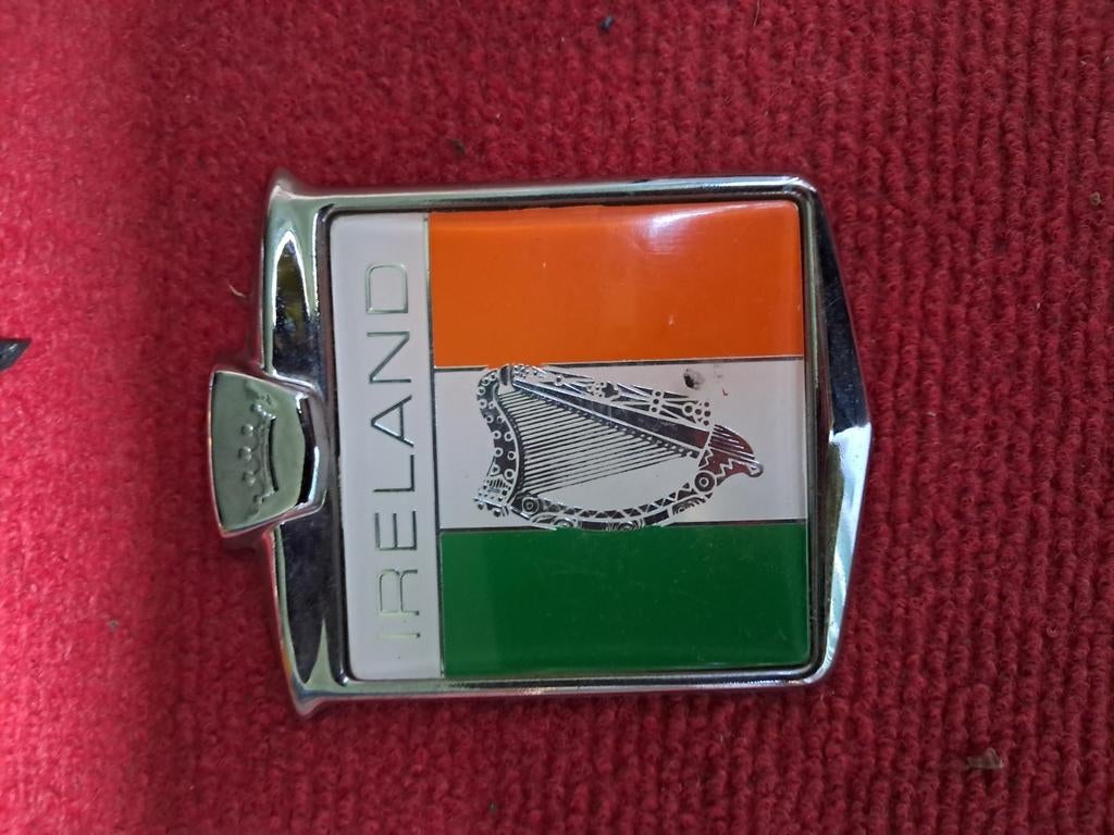 Vintage Ford auto embleem, Ophalen, Zo goed als nieuw