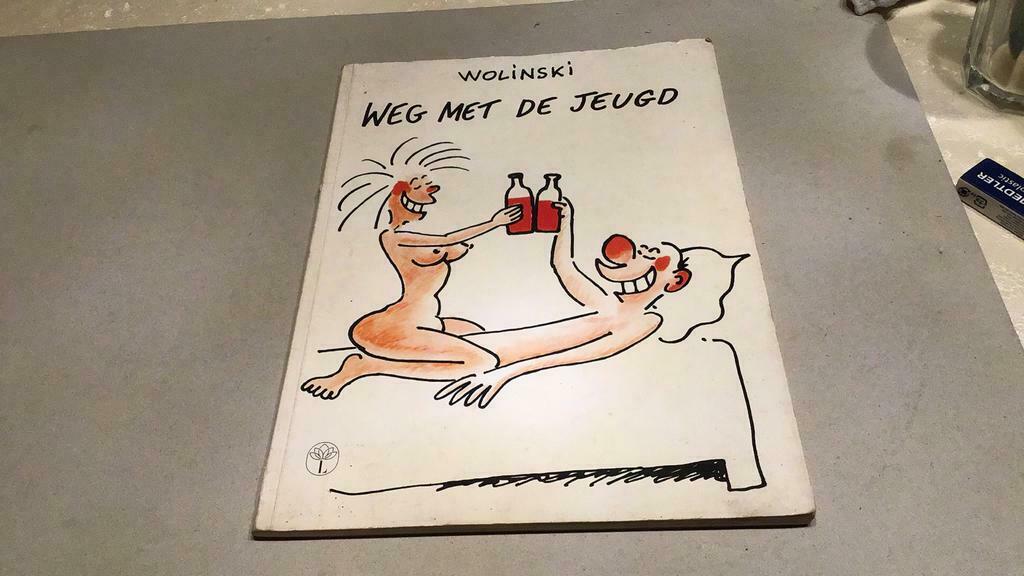 A bas la jeunesse (b2), Une BD, Enlèvement ou Envoi, Utilisé, Wolinski