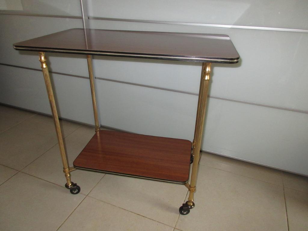 Vintage sixties roltafel tv-tafel op wieltjes trolley, Antiek en Kunst, Ophalen