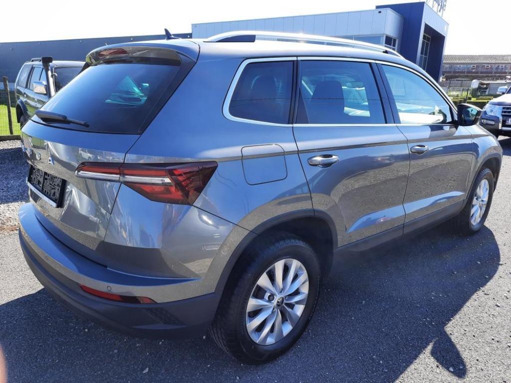 Skoda Karoq 1.5 TSI, Autos, Skoda, Argent ou Gris, Achat, Entreprise, Boîte manuelle