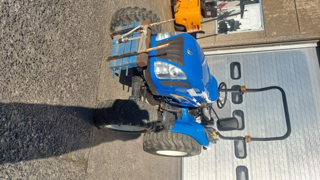 Tracteur New Holland TC35 DA, Enlèvement, Comme neuf