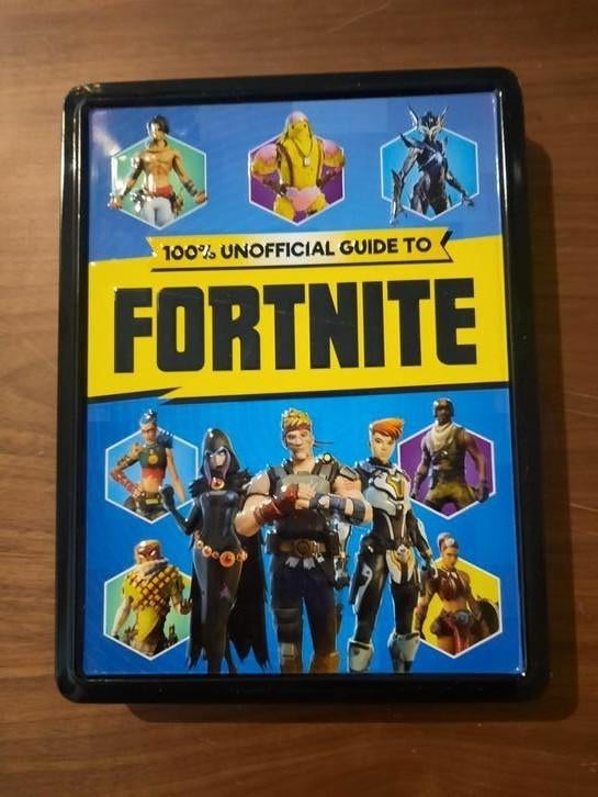 100% Unoffical Guide To Fortnite, Boeken, Ophalen of Verzenden, Gelezen