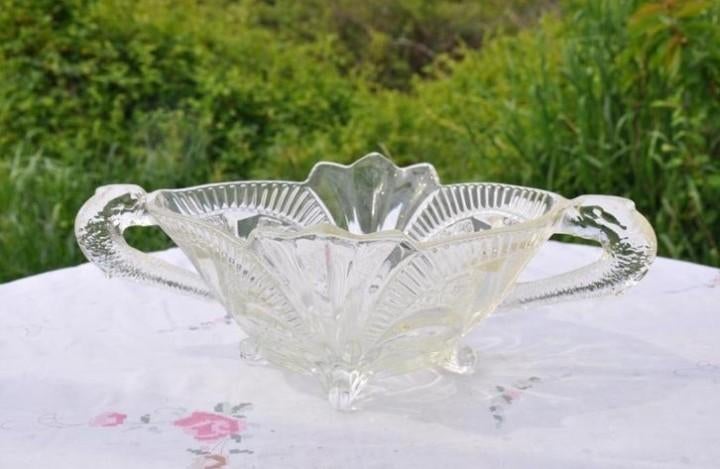 § vasque milieu de table art deco  poignée poisson, Enlèvement ou Envoi