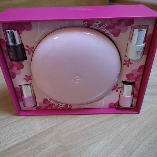 Kit pour les ongles "petit macaron", Enlèvement, Comme neuf